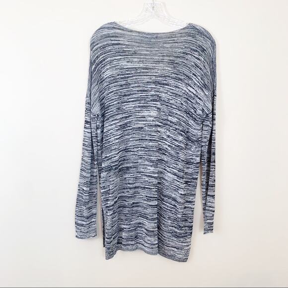 Aritzia Babaton Hi-Low V-Neck Gray Heathered Top - Picture 7 of 7